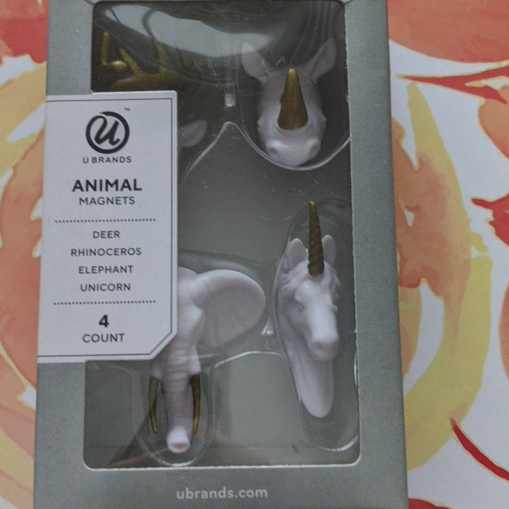 Set of four animal magnets